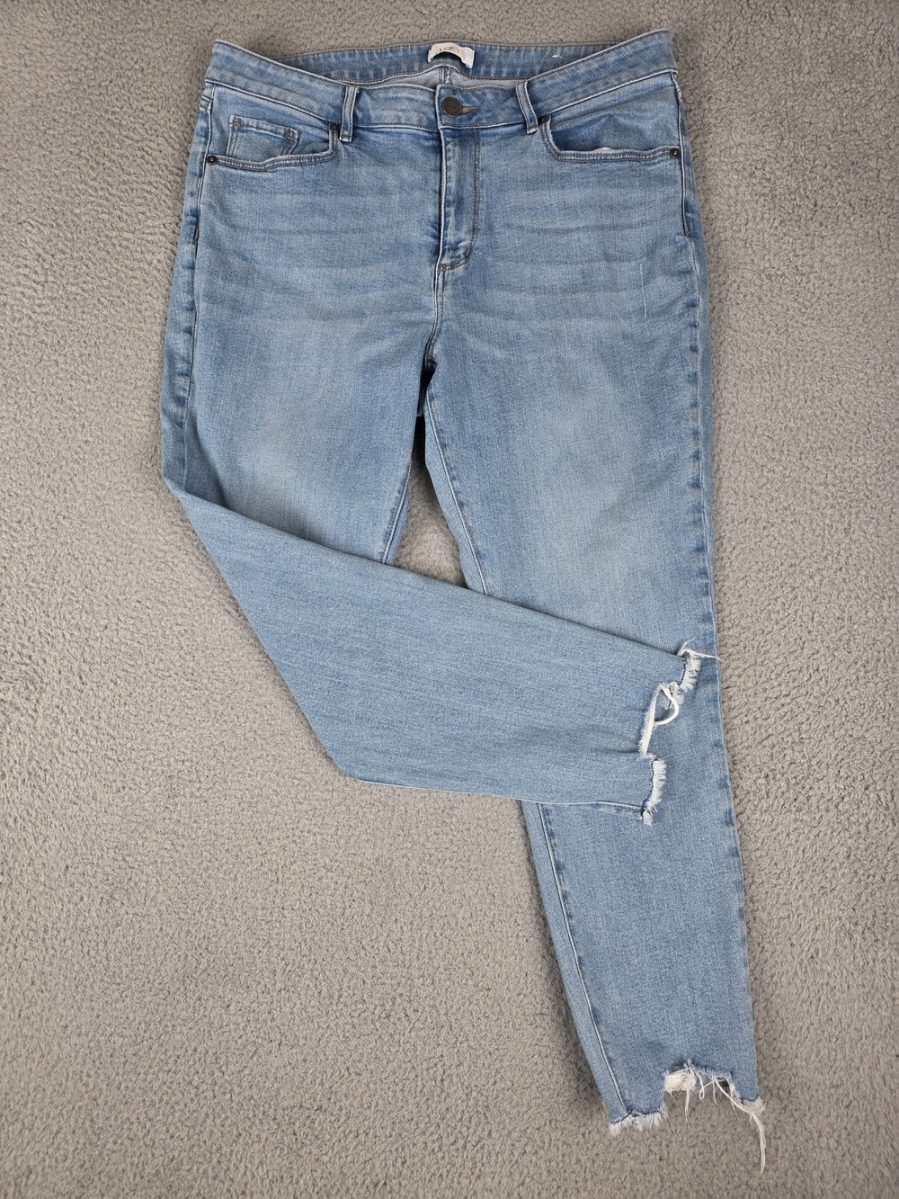 Loft Outlet Curvy Skinny Ankle Light Wash Size 14 Curvy Fit